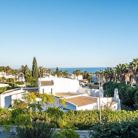 Beach Praia - Sleep 5 - Pool - Free Wi-Fi - Air Con Albufeira Dış mekan fotoğraf
